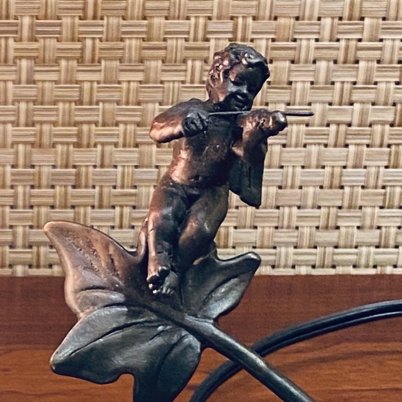 SOLD🌟HP🌟VTG 1990 Bronze Cherub Art Glass Memory Lamp - Picture 6 of 12